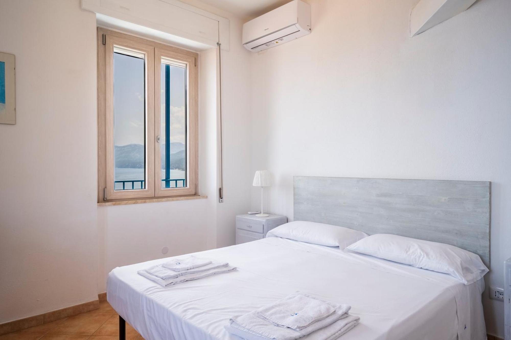 Seaview House Cala Gononeアパートメント エクステリア 写真